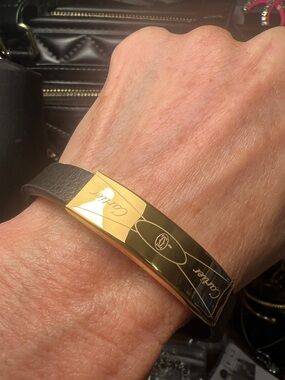 Black Band Bracelet with Gold Plaque